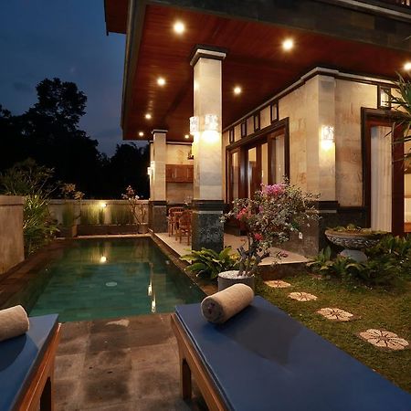 Dewi Sri Private Villa อูบุด ภายนอก รูปภาพ
